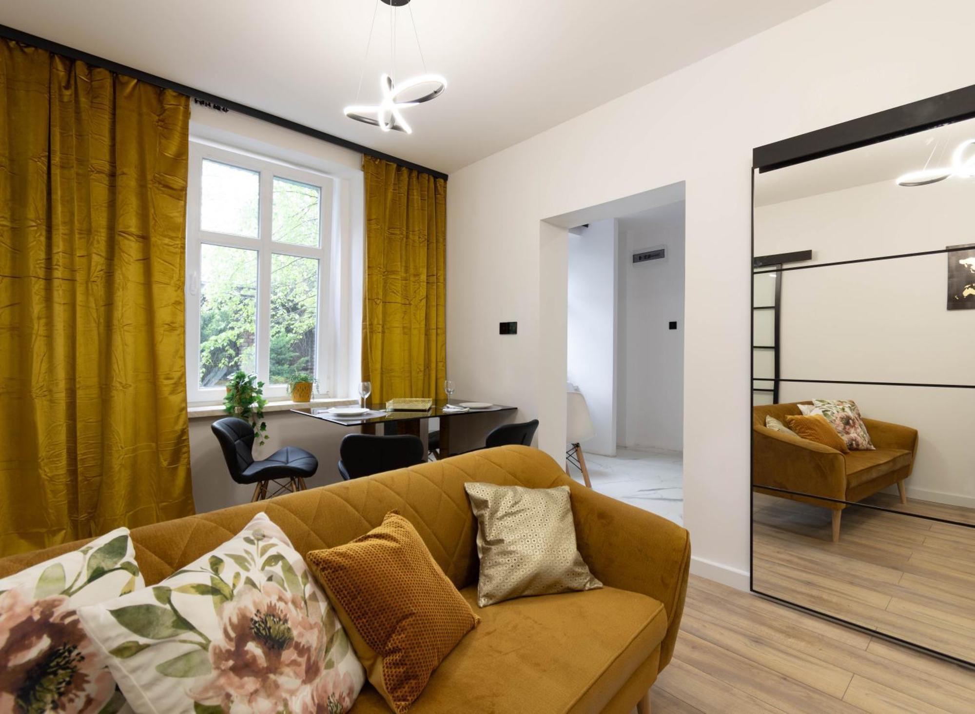 Апартаменти Klimatyczny Apartament Wroclawska Битом Екстер'єр фото